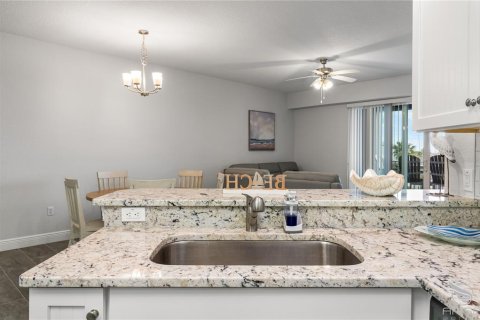 Condominio en venta en New Smyrna Beach, Florida, 2 dormitorios, 128.58 m2 № 2229288 - foto 16