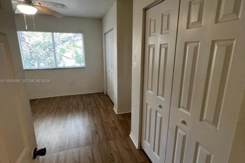 Adosado en alquiler en Riviera Beach, Florida, 3 dormitorios, 122.45 m2 № 2017764 - foto 10