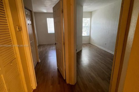 Adosado en alquiler en Riviera Beach, Florida, 3 dormitorios, 122.45 m2 № 2017764 - foto 8