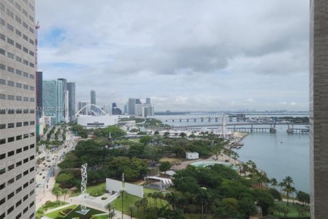 Condominio en alquiler en Miami, Florida, 1 dormitorio, 47.1 m2 № 2058414 - foto 6