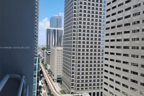 Condominio en alquiler en Miami, Florida, 1 dormitorio, 47.1 m2 № 2058414 - foto 2