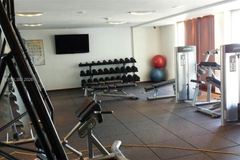 Condominio en alquiler en Miami, Florida, 1 dormitorio, 47.1 m2 № 2058414 - foto 28