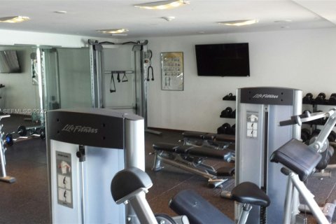 Condominio en alquiler en Miami, Florida, 1 dormitorio, 47.1 m2 № 2058414 - foto 27