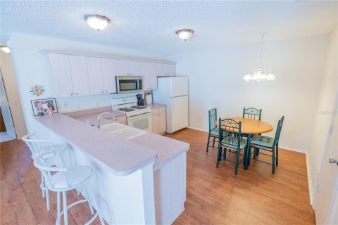 Casa en venta en The Villages, Florida, 2 dormitorios, 108.05 m2 № 1586395 - foto 12