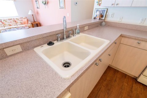 Casa en venta en The Villages, Florida, 2 dormitorios, 108.05 m2 № 1586395 - foto 14