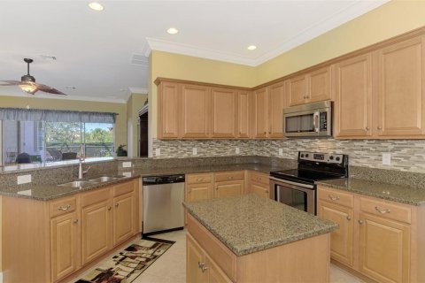 House in Port Charlotte, Florida 3 bedrooms, 169.55 sq.m. № 1536822 - photo 16