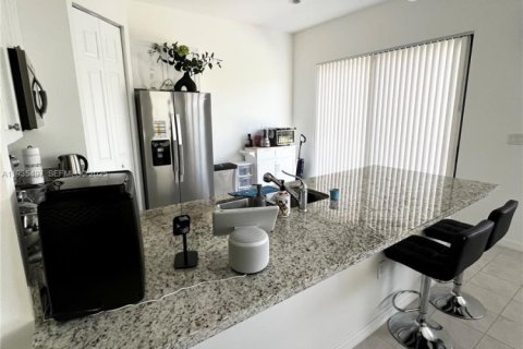 Casa en alquiler en Naples, Florida, 3 dormitorios, 148.74 m2 № 2054690 - foto 9