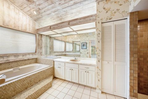 Casa en alquiler en Palm Harbor, Florida, 3 dormitorios, 193.52 m2 № 1857893 - foto 16