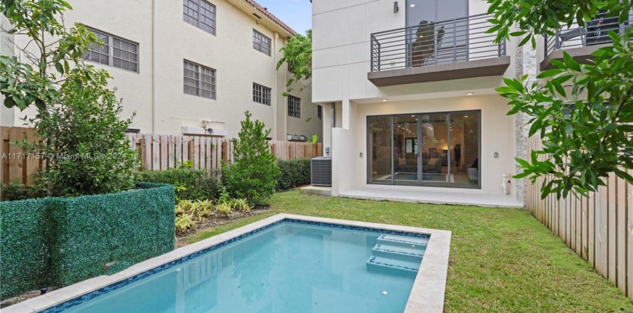 Adosado en Fort Lauderdale, Florida 4 dormitorios, 230.68 m2 № 1463657