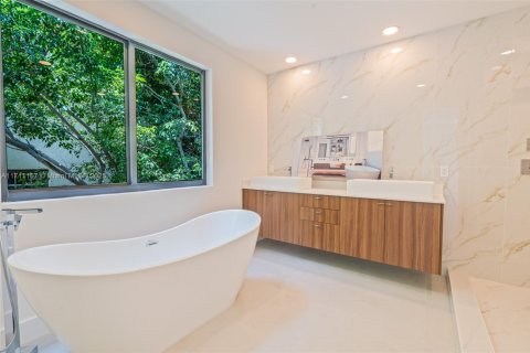 Adosado en venta en Fort Lauderdale, Florida, 4 dormitorios, 230.68 m2 № 1463657 - foto 18