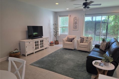 Adosado en venta en Winter Garden, Florida, 3 dormitorios, 174.1 m2 № 1882892 - foto 3