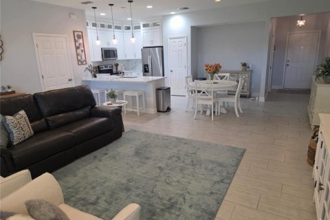 Adosado en venta en Winter Garden, Florida, 3 dormitorios, 174.1 m2 № 1882892 - foto 5