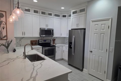 Adosado en venta en Winter Garden, Florida, 3 dormitorios, 174.1 m2 № 1882892 - foto 8