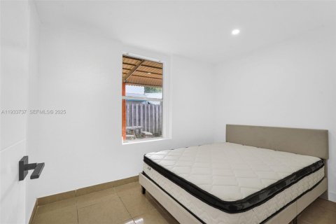 Appartement à louer à Hollywood, Floride: 3 chambres, 155.15 m2 № 1992993 - photo 3