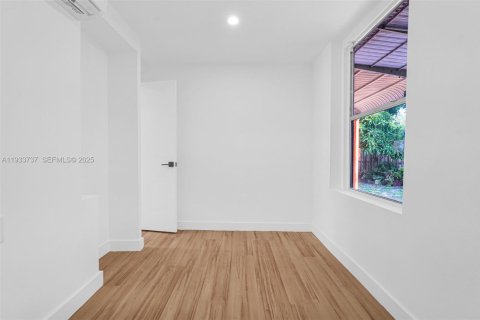 Appartement à louer à Hollywood, Floride: 3 chambres, 155.15 m2 № 1992993 - photo 27