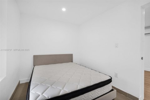 Appartement à louer à Hollywood, Floride: 3 chambres, 155.15 m2 № 1992993 - photo 30