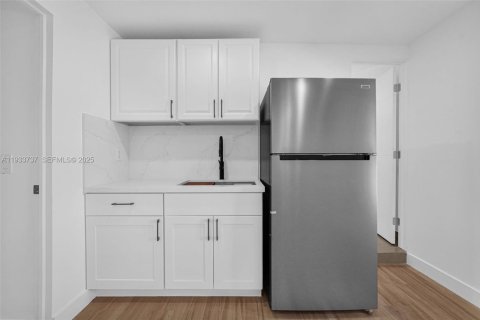 Appartement à louer à Hollywood, Floride: 3 chambres, 155.15 m2 № 1992993 - photo 20