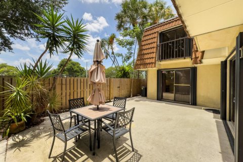 Townhouse in West Palm Beach, Florida 2 bedrooms, 114.83 sq.m. № 2246659 - photo 7