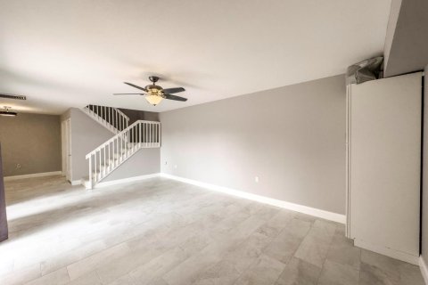 Townhouse in West Palm Beach, Florida 2 bedrooms, 114.83 sq.m. № 2246659 - photo 10