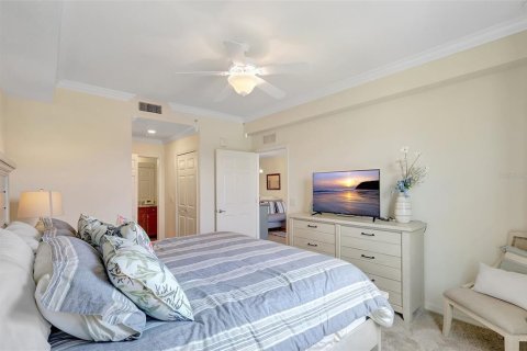 Condo in Bradenton, Florida, 2 bedrooms in LAKEWOOD NATIONAL  № 1665758 - photo 29
