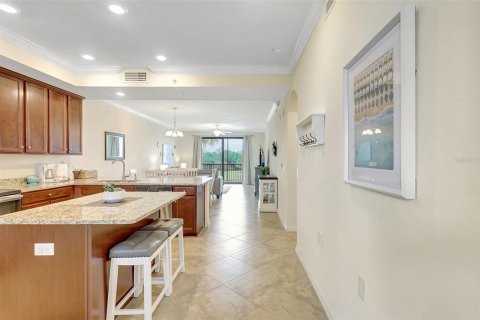 Condo in Bradenton, Florida, 2 bedrooms in LAKEWOOD NATIONAL  № 1665758 - photo 10