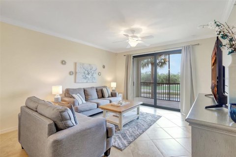 Condo in Bradenton, Florida, 2 bedrooms in LAKEWOOD NATIONAL  № 1665758 - photo 17