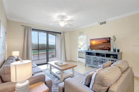 Condo in Bradenton, Florida, 2 bedrooms in LAKEWOOD NATIONAL  № 1665758 - photo 18
