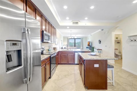 Condo in Bradenton, Florida, 2 bedrooms in LAKEWOOD NATIONAL  № 1665758 - photo 13