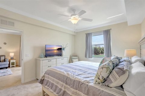 Condo in Bradenton, Florida, 2 bedrooms in LAKEWOOD NATIONAL  № 1665758 - photo 30