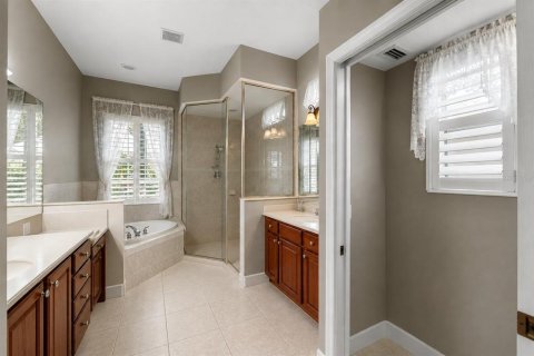 House in Lakewood Ranch, Florida 4 bedrooms, 239.5 sq.m. № 2349811 - photo 22
