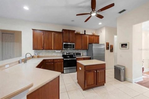 House in Lakewood Ranch, Florida 4 bedrooms, 239.5 sq.m. № 2349811 - photo 11