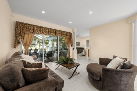 House in Lakewood Ranch, Florida 4 bedrooms, 239.5 sq.m. № 2349811 - photo 10