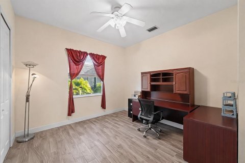 House in Lakewood Ranch, Florida 4 bedrooms, 239.5 sq.m. № 2349811 - photo 29