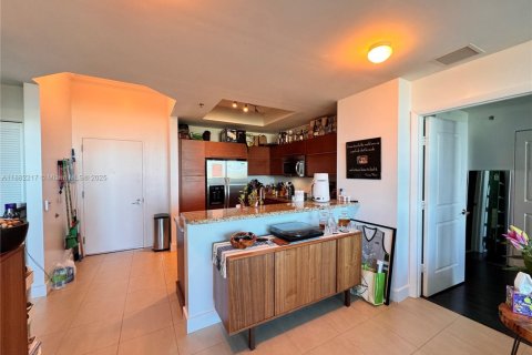 Condo in Sunrise, Florida, 2 bedrooms  № 1929440 - photo 4
