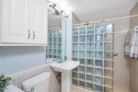 Condominio en venta en Tampa, Florida, 1 dormitorio, 45.89 m2 № 1835882 - foto 9