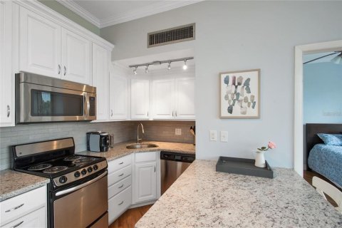 Condominio en venta en Tampa, Florida, 1 dormitorio, 45.89 m2 № 1835882 - foto 5