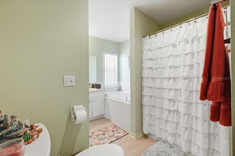House in Lake Wales, Florida 3 bedrooms, 164.44 sq.m. № 2202376 - photo 29