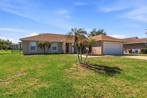 Villa ou maison à Lake Wales, Floride 3 chambres, 164.44 m2 № 2202376