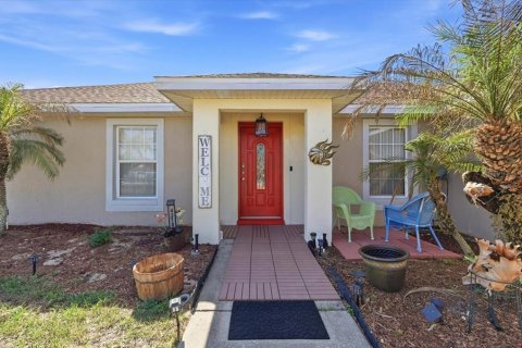 House in Lake Wales, Florida 3 bedrooms, 164.44 sq.m. № 2202376 - photo 7