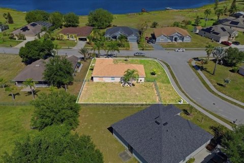House in Lake Wales, Florida 3 bedrooms, 164.44 sq.m. № 2202376 - photo 5