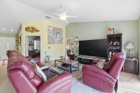 House in Lake Wales, Florida 3 bedrooms, 164.44 sq.m. № 2202376 - photo 15