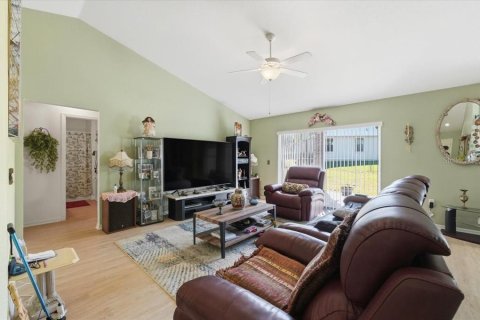 House in Lake Wales, Florida 3 bedrooms, 164.44 sq.m. № 2202376 - photo 13