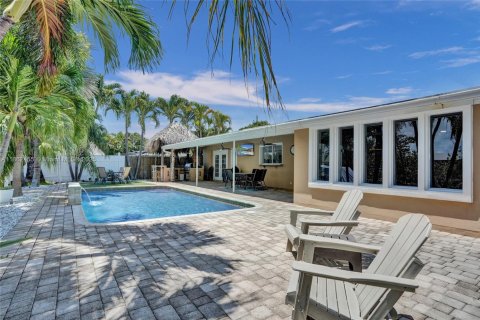 House in Pompano Beach, Florida 4 bedrooms, 189.15 sq.m. № 1890203 - photo 30