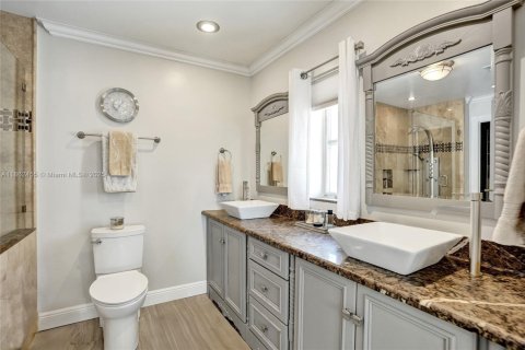 House in Pompano Beach, Florida 4 bedrooms, 189.15 sq.m. № 1890203 - photo 15