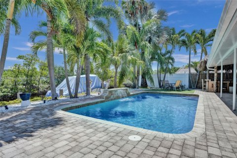 House in Pompano Beach, Florida 4 bedrooms, 189.15 sq.m. № 1890203 - photo 26