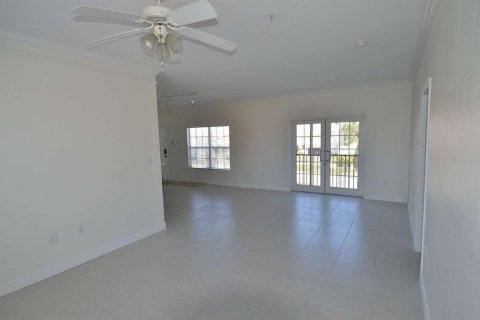 Condo in Tampa, Florida, 1 bedroom  № 1411328 - photo 9