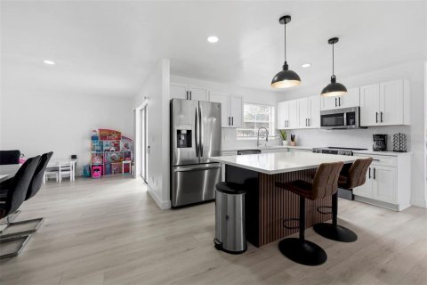 Villa ou maison à vendre à Orlando, Floride: 4 chambres, 156.35 m2 № 2303370 - photo 6