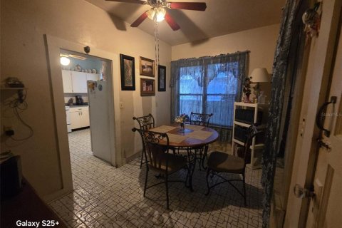 House in Tampa, Florida 2 bedrooms, 86.96 sq.m. № 2091867 - photo 7