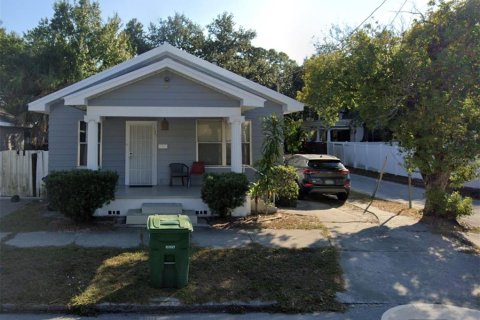 House in Tampa, Florida 2 bedrooms, 86.96 sq.m. № 2091867
