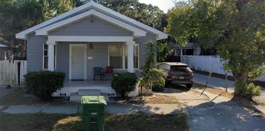 House in Tampa, Florida 2 bedrooms, 86.96 sq.m. № 2091867